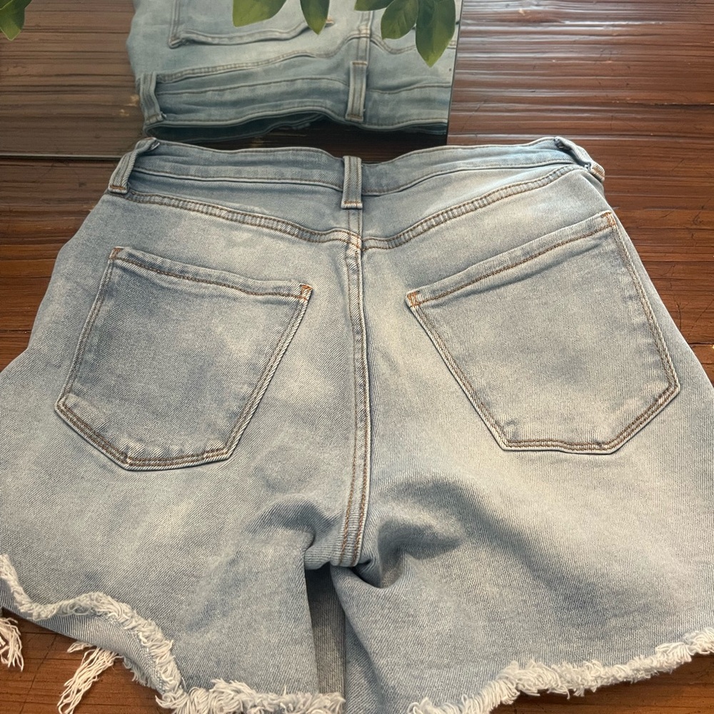 Lauren Conrad Jean shorts